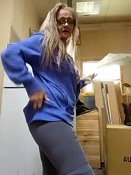 Snapshot of Southern_Bella chatting on December 2024 03:28:02 PM Southern Bella online show from December 2024 03:28:02 PM