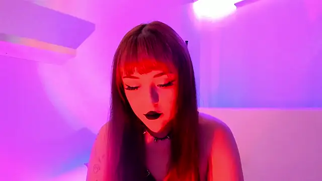 Gloomydoll online show from February 2025 05:28:01 PM