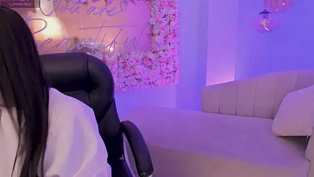 LindseyMoss online show from January 2025 05:23:01 AM