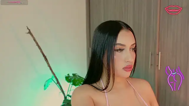 Snapshot of LindseyMoss chatting on December 2025 03:24:01 AM LindseyMoss online show from December 2025 03:24:01 AM