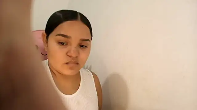 Snapshot of Charlotte-Chanell chatting on May 2026 01:11:01 AM Charlotte-Chanell online show from May 2026 01:11:01 AM