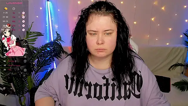 Snapshot of Akemi_BBW chatting on December 2024 07:14:02 PM Akemi BBW online show from December 2024 07:14:02 PM