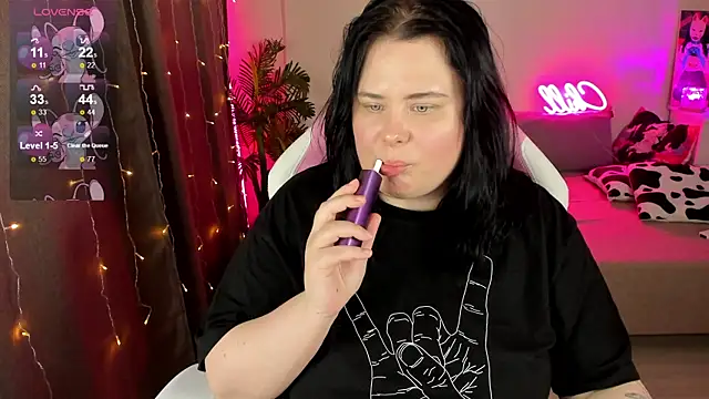 Akemi BBW online show from November 2025 05:52:01 PM