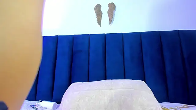 Snapshot of Anette_ chatting on April 2026 07:55:01 PM Anette online show from April 2026 07:55:01 PM