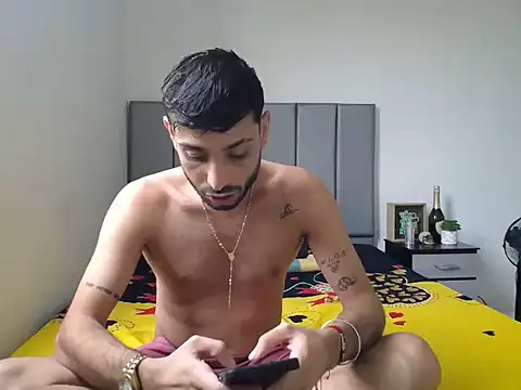 Evilboy555 online show from December 2025 04:45:01 PM