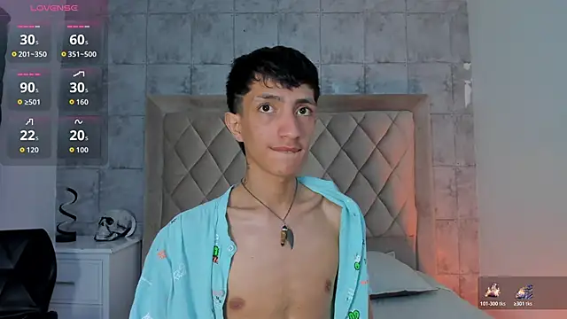 DereckCooperr online show from November 2025 11:27:02 PM