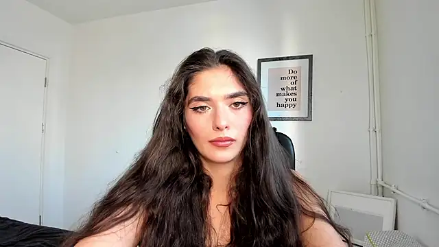 Snapshot of PortraitMarie chatting on January 2025 11:15:01 AM PortraitMarie online show from January 2025 11:15:01 AM