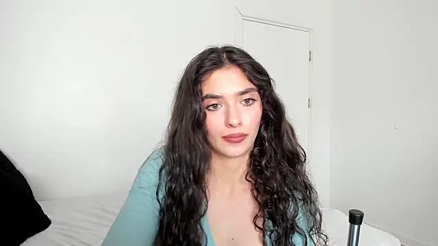 Snapshot of PortraitMarie chatting on January 2025 01:41:02 PM PortraitMarie online show from January 2025 01:41:02 PM