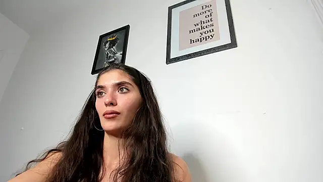 Snapshot of PortraitMarie chatting on January 2025 02:04:01 PM PortraitMarie online show from January 2025 02:04:01 PM