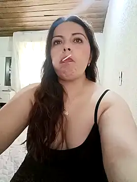 Snapshot of seherlatin chatting on February 2025 10:19:01 PM seherlatin online show from February 2025 10:19:01 PM