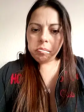 Snapshot of seherlatin chatting on February 2025 08:50:02 PM seherlatin online show from February 2025 08:50:02 PM