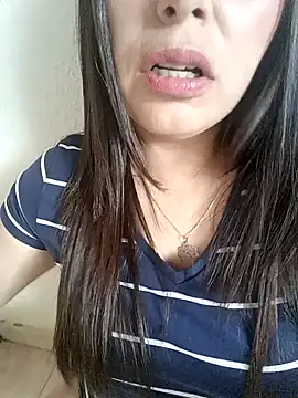 Snapshot of seherlatin chatting on February 2025 06:48:01 PM seherlatin online show from February 2025 06:48:01 PM