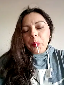 Snapshot of seherlatin chatting on February 2025 07:25:02 PM seherlatin online show from February 2025 07:25:02 PM