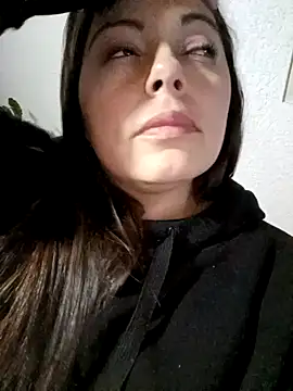 Snapshot of seherlatin chatting on February 2025 02:20:01 AM seherlatin online show from February 2025 02:20:01 AM