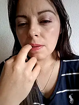 Snapshot of seherlatin chatting on March 2025 08:31:02 PM seherlatin online show from March 2025 08:31:02 PM