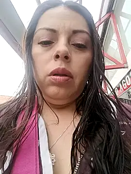 Snapshot of seherlatin chatting on March 2025 02:30:01 PM seherlatin online show from March 2025 02:30:01 PM