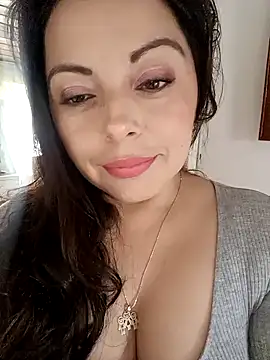 Snapshot of seherlatin chatting on March 2025 03:19:01 PM seherlatin online show from March 2025 03:19:01 PM