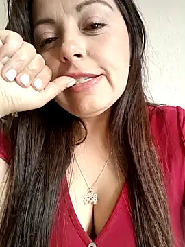 Snapshot of seherlatin chatting on March 2025 05:04:01 PM seherlatin online show from March 2025 05:04:01 PM