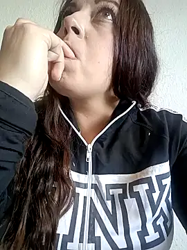 Snapshot of seherlatin chatting on March 2025 05:34:02 PM seherlatin online show from March 2025 05:34:02 PM