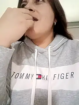 Snapshot of seherlatin chatting on November 2025 08:00:01 PM seherlatin online show from November 2025 08:00:01 PM