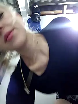 Snapshot of eva-2023 chatting on January 2025 03:07:02 AM eva-2023 online show from January 2025 03:07:02 AM