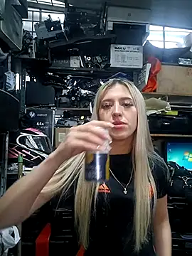 Snapshot of eva-2023 chatting on March 2025 10:29:02 PM eva-2023 online show from March 2025 10:29:02 PM