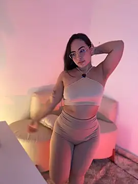 Snapshot of anniesweet02 chatting on April 2026 09:08:02 PM anniesweet02 online show from April 2026 09:08:02 PM