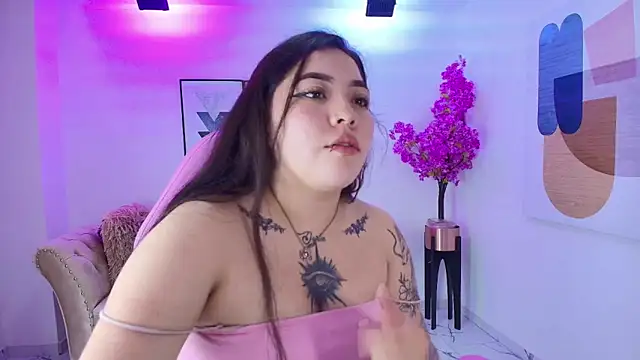 Snapshot of Isa_reel chatting on March 2026 08:02:02 PM Isa reel online show from March 2026 08:02:02 PM