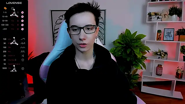 Snapshot of _Rein_ramm chatting on February 2025 12:26:02 PM  Rein ramm online show from February 2025 12:26:02 PM