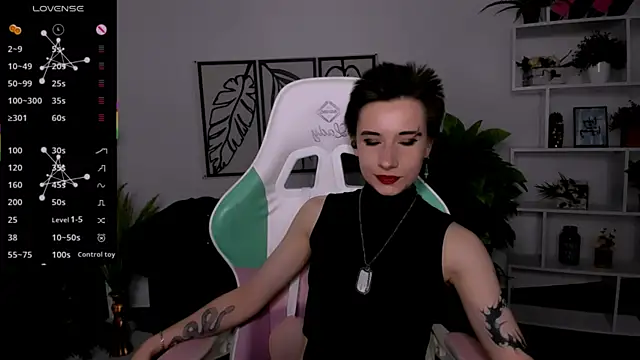 Snapshot of _Rein_ramm chatting on September 2025 06:57:01 PM  Rein ramm online show from September 2025 06:57:01 PM
