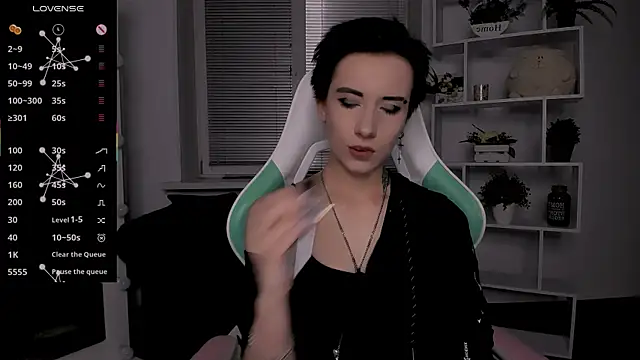 Snapshot of _Rein_ramm chatting on October 2025 07:49:01 PM Rein ramm online show from October 2025 07:49:01 PM