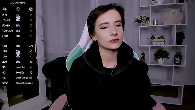 Snapshot of _Rein_ramm chatting on November 2025 06:17:01 PM Rein ramm online show from November 2025 06:17:01 PM