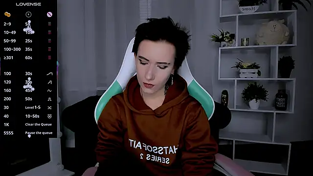 Snapshot of _Rein_ramm chatting on November 2025 07:56:02 PM Rein ramm online show from November 2025 07:56:02 PM