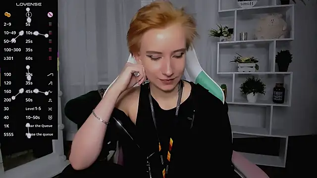 Snapshot of _Rein_ramm chatting on November 2025 06:01:02 PM Rein ramm online show from November 2025 06:01:02 PM