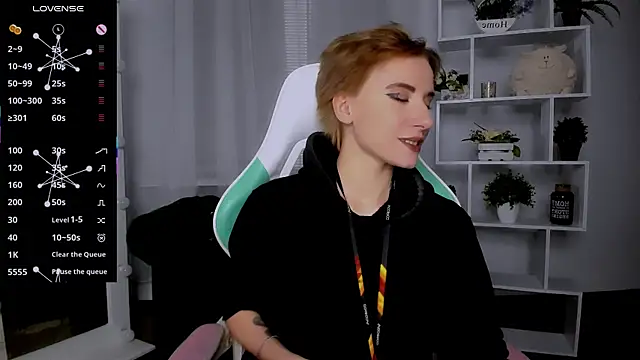 Snapshot of _Rein_ramm chatting on November 2025 07:24:02 PM Rein ramm online show from November 2025 07:24:02 PM