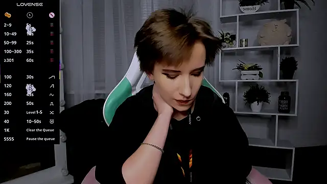 Snapshot of _Rein_ramm chatting on December 2025 07:01:02 PM Rein ramm online show from December 2025 07:01:02 PM