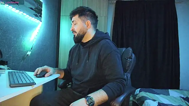 Snapshot of Eduu2322 chatting on February 2025 11:36:02 PM Eduu2322 online show from February 2025 11:36:02 PM