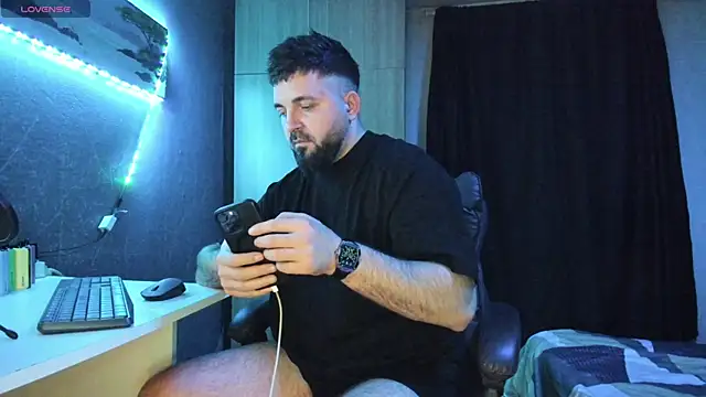 Snapshot of Eduu2322 chatting on March 2025 10:47:01 PM Eduu2322 online show from March 2025 10:47:01 PM