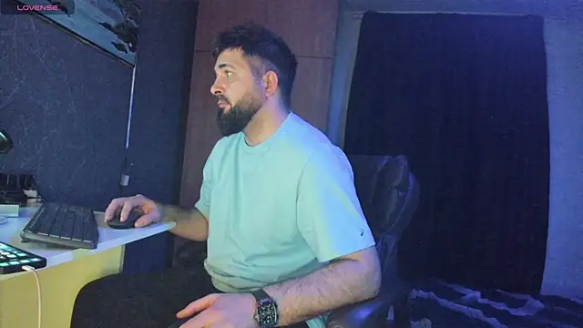 Snapshot of Eduu2322 chatting on March 2025 10:15:02 PM Eduu2322 online show from March 2025 10:15:02 PM