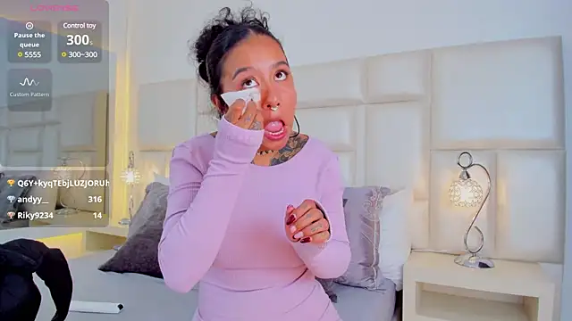 AliceBanks online show from February 2025 11:52:01 AM