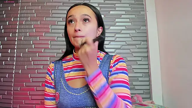 issagarcia online show from December 2024 02:00:01 PM