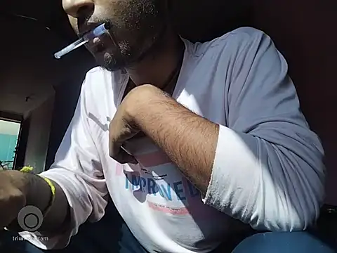 Snapshot of damsexy4 chatting on April 2026 03:15:02 AM damsexy4 online show from April 2026 03:15:02 AM