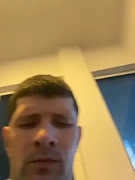 Juliano2289 online show from April 2026 01:43:02 PM