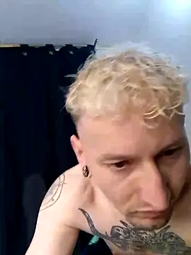 Snapshot of Vlad_goetia chatting on November 2025 11:57:02 PM Vlad goetia online show from November 2025 11:57:02 PM