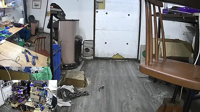 Snapshot of Happy_Michal chatting on December 2024 12:59:02 PM Happy Michal online show from December 2024 12:59:02 PM