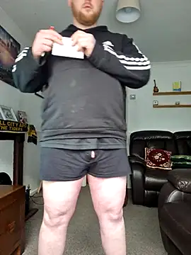 Snapshot of iang6348 chatting on February 2025 04:45:02 PM iang6348 online show from February 2025 04:45:02 PM