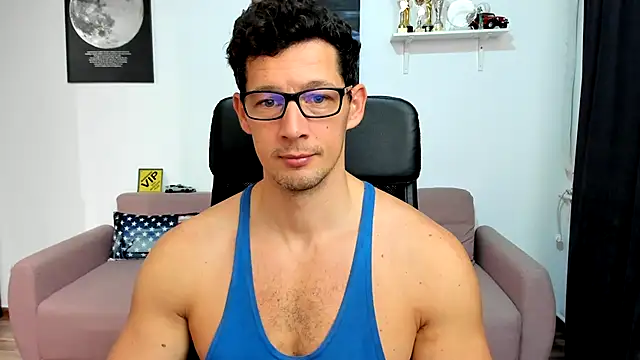 Snapshot of BrutusK08 chatting on November 2025 05:55:01 AM BrutusK08 online show from November 2025 05:55:01 AM