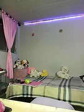 Snapshot of KATYGONZALEZ chatting on February 2025 11:02:02 AM KATYGONZALEZ online show from February 2025 11:02:02 AM