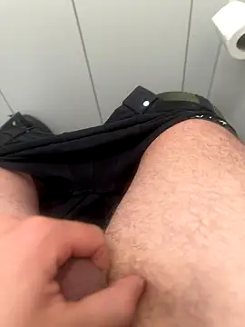 Snapshot of Miko075 chatting on September 2025 11:11:01 AM Miko075 online show from September 2025 11:11:01 AM