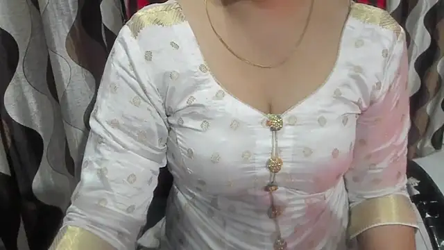 Snapshot of Kaur_Jannat chatting on February 2026 06:11:01 PM Kaur Jannat online show from February 2026 06:11:01 PM